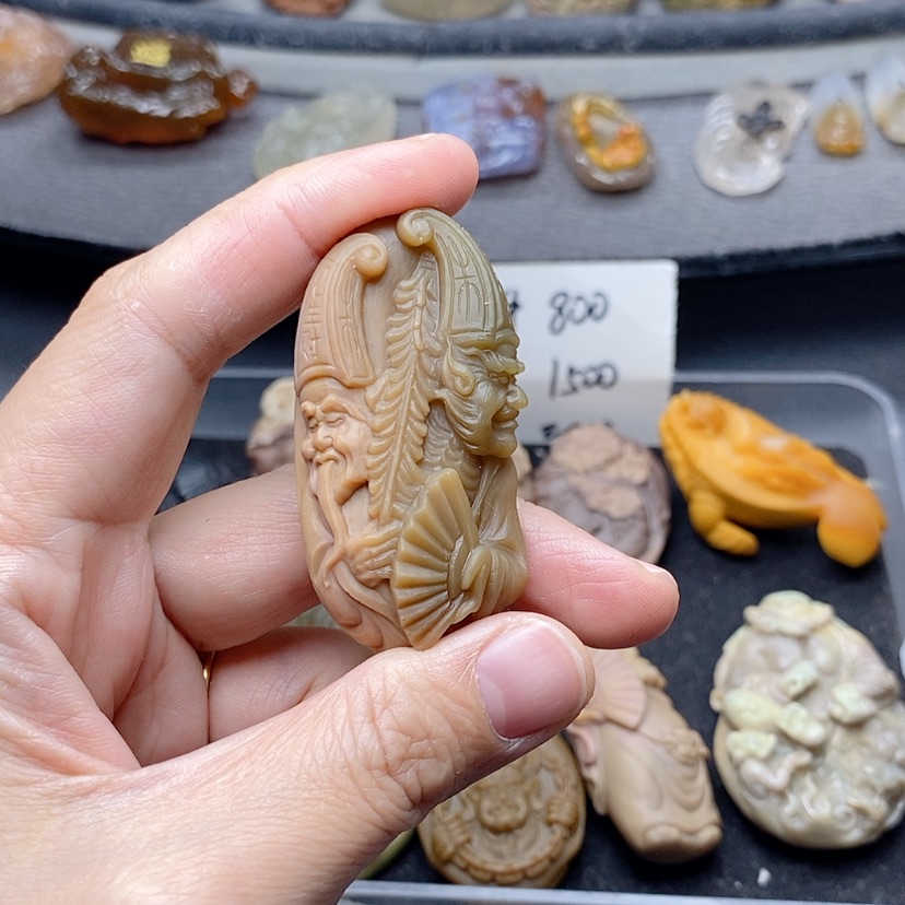 【闪购商品】定制石英质玉吊坠未镶嵌