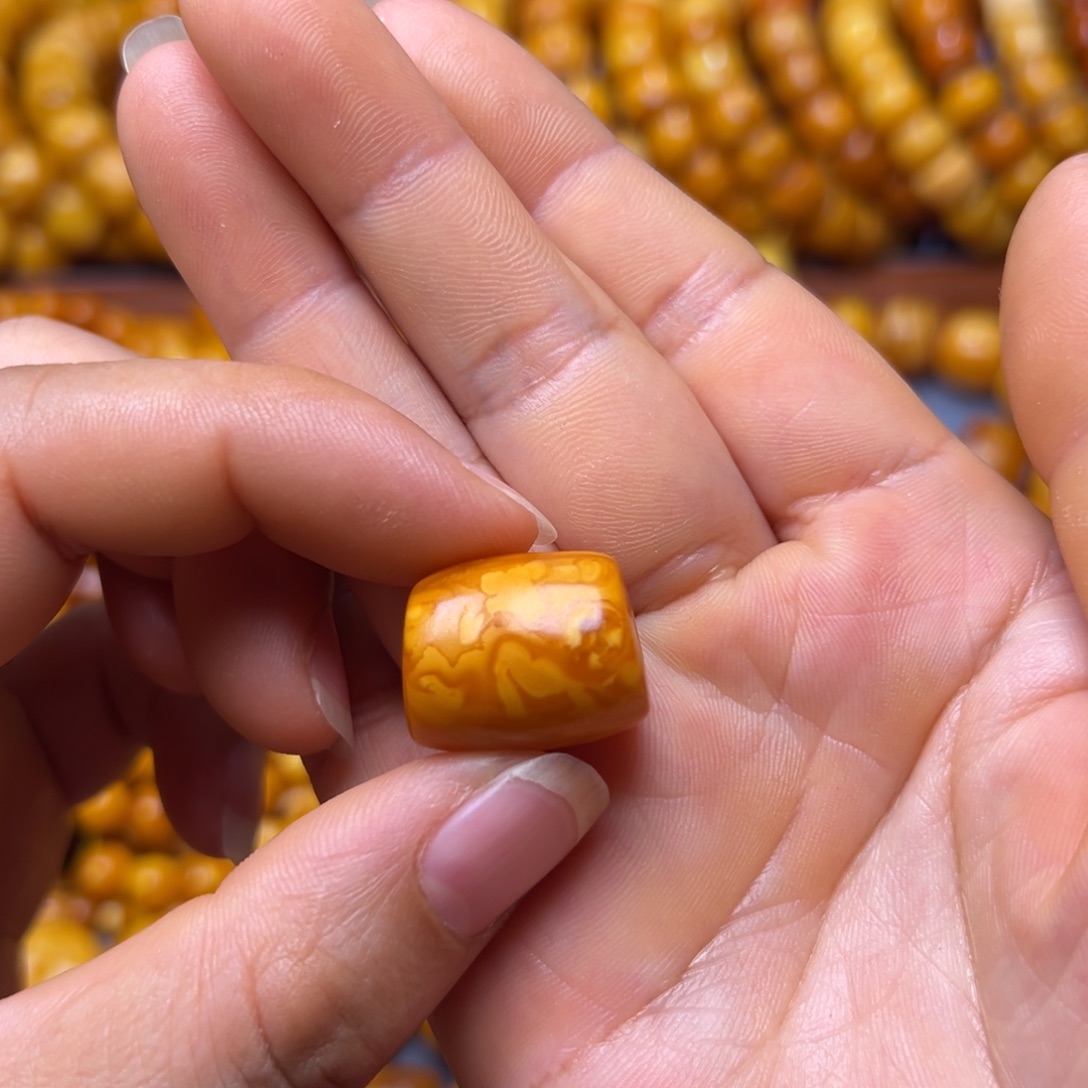 琥珀未镶嵌吊坠(不含链)