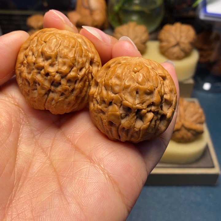 【闪购商品】把件文玩核桃甲骨文