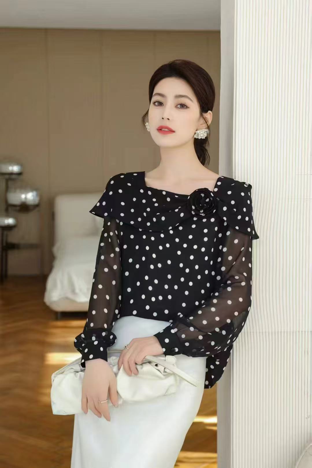 欧洲站乌衣轩新款时尚高级套头衬衫女