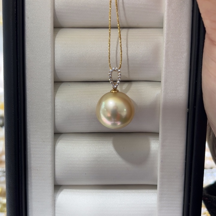 海水珍珠漏金珠镂空水滴吊坠13-14mm18K金镶嵌