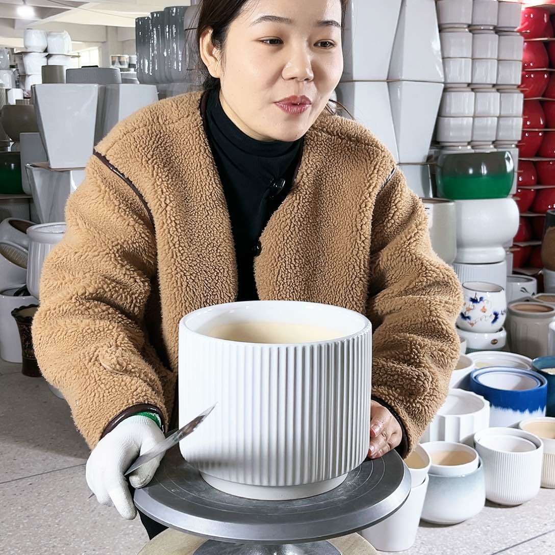 陶瓷口径20-16。亮白