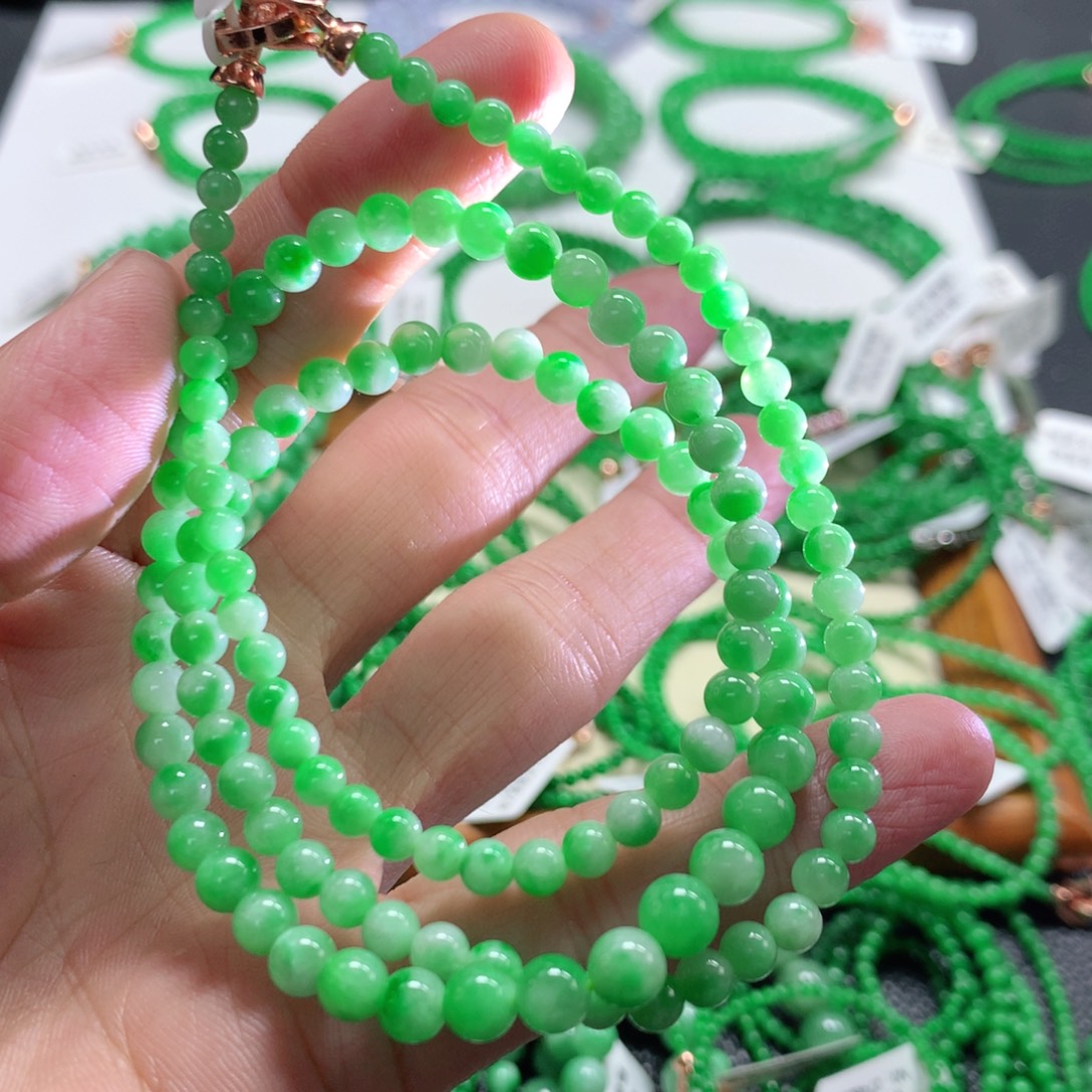 翡翠未镶嵌手链翡翠