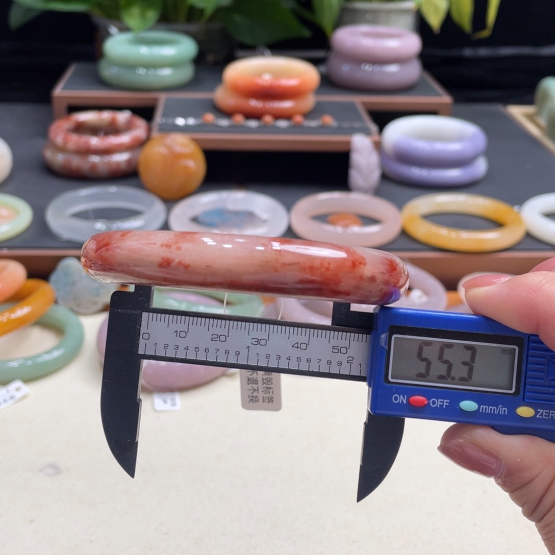 石英岩玉手镯未镶嵌