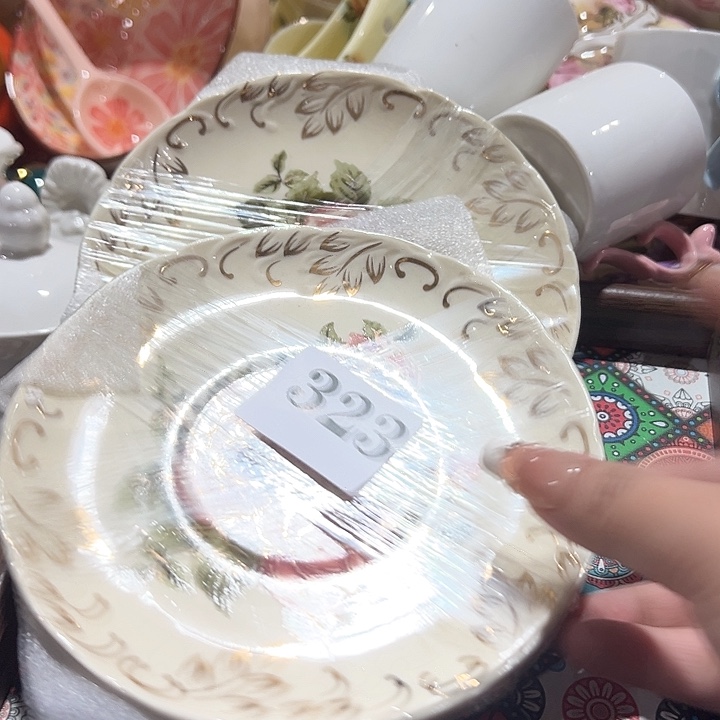 陶四个碟子，11111111111111111.323