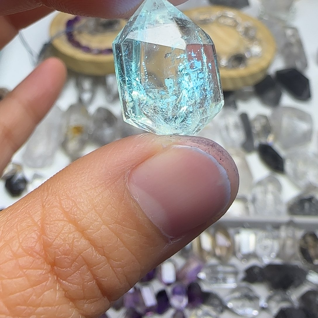 水晶未镶嵌珠宝半成品