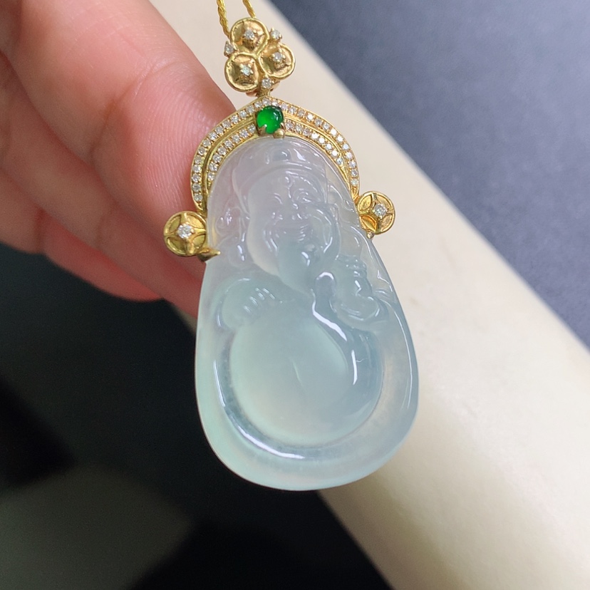 【闪购商品】翡翠颈饰18K金镶嵌财神