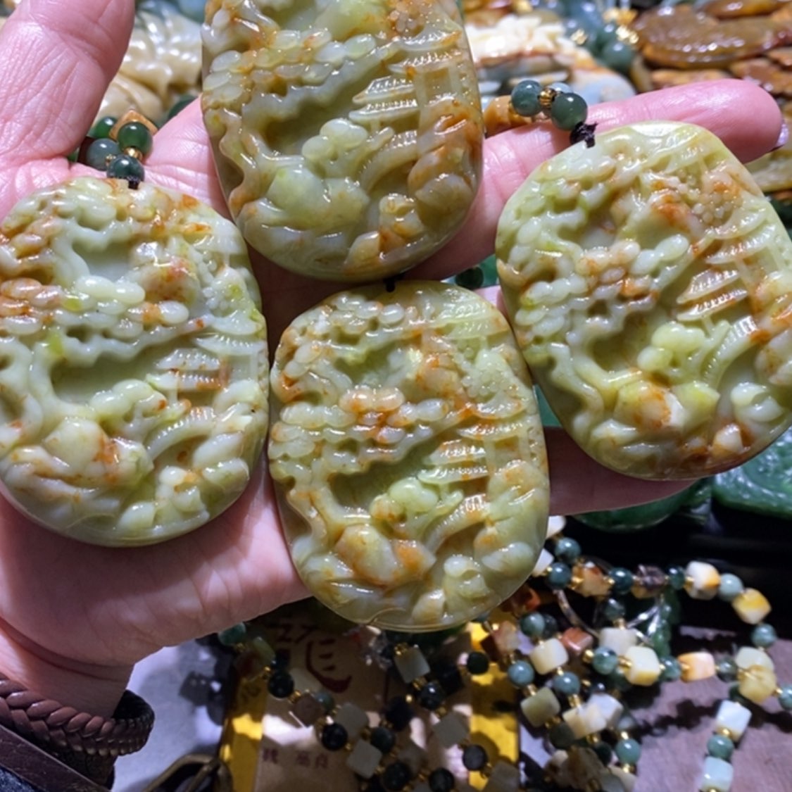 【闪购商品】岫玉毛衣链未镶嵌