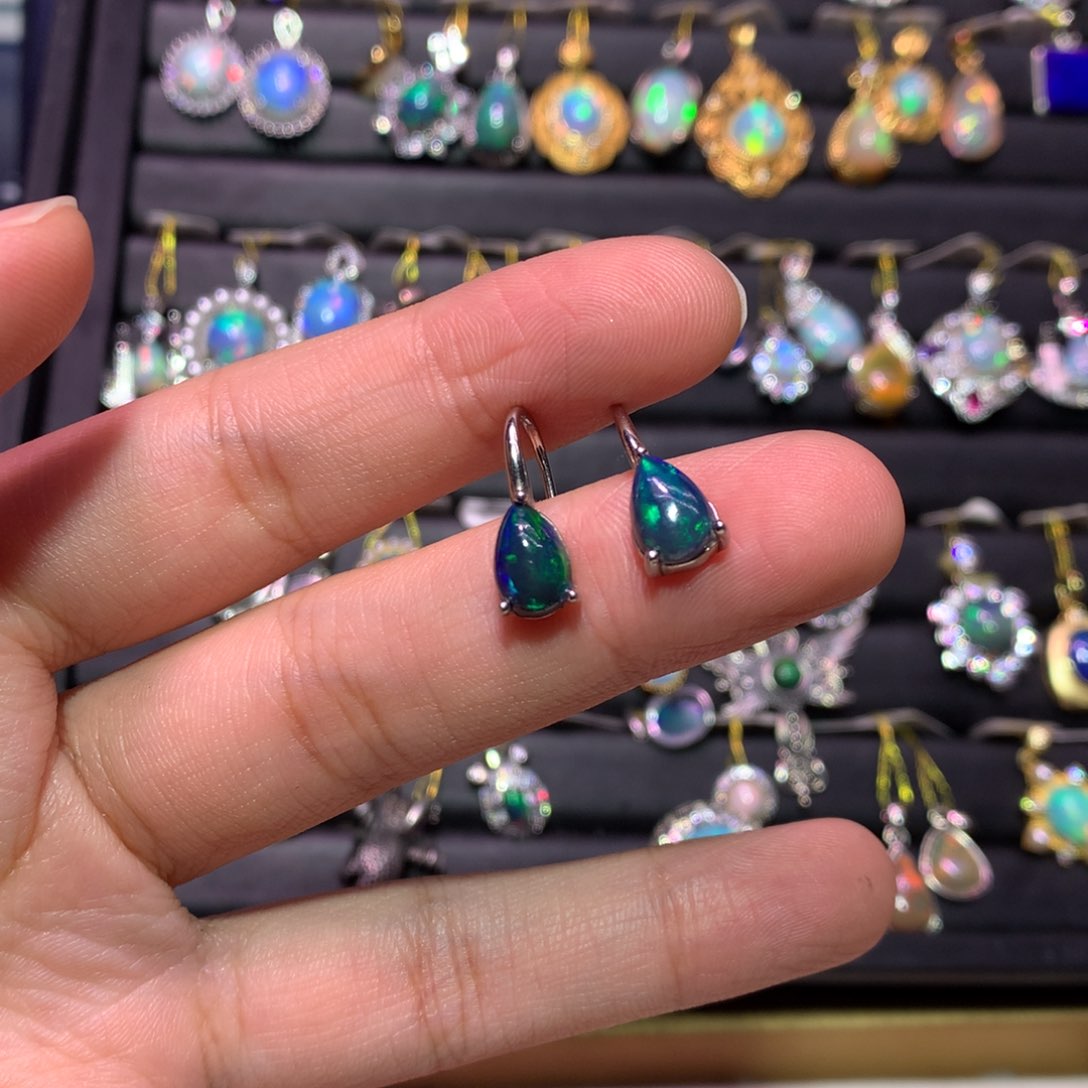 银S925镶嵌欧泊耳钉妮**嬷