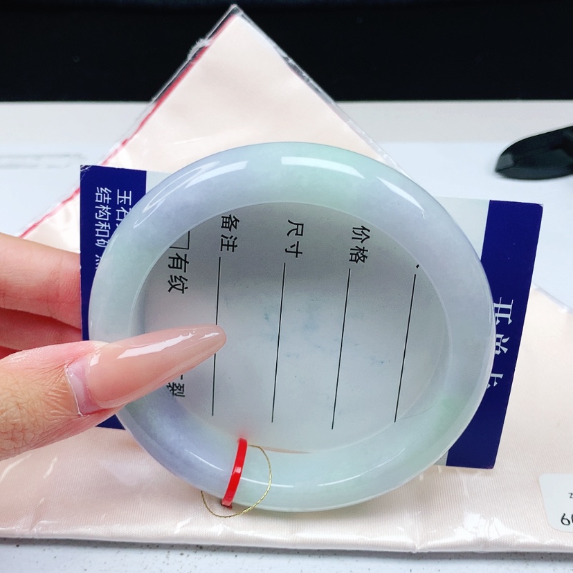 【闪购商品】翡翠手镯未镶嵌60.7圈