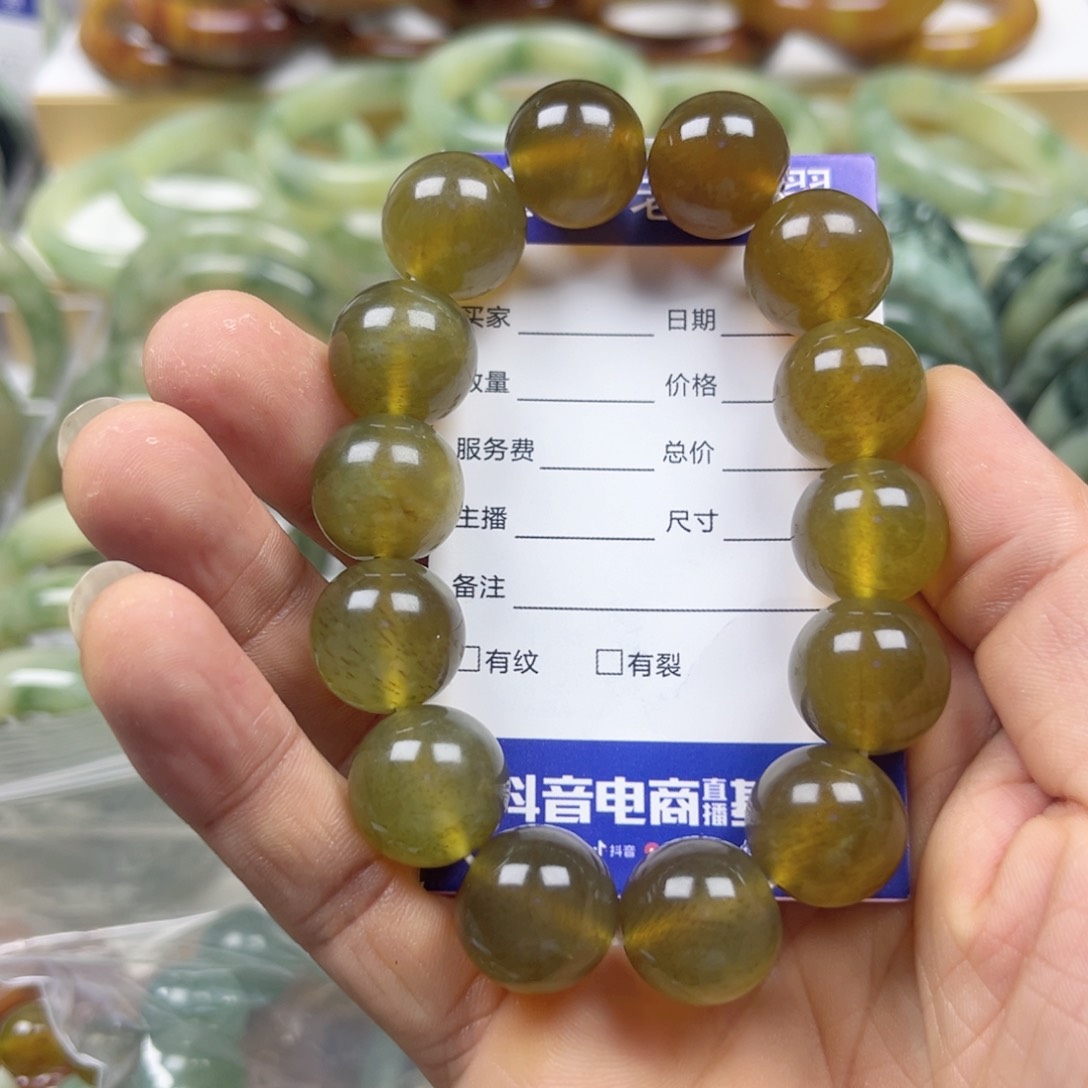 透闪石-蛇纹石玉手镯未镶嵌