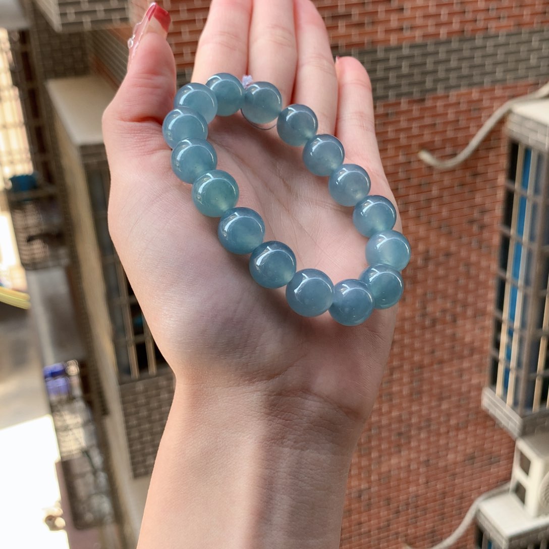 定制翡翠未镶嵌阳**人寄售翡翠定金