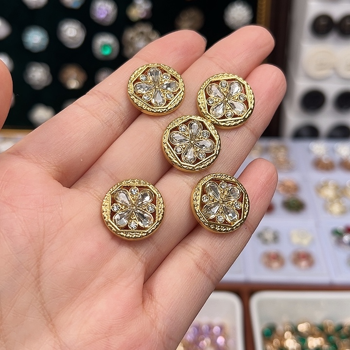 珍珠纽扣原创设计制作