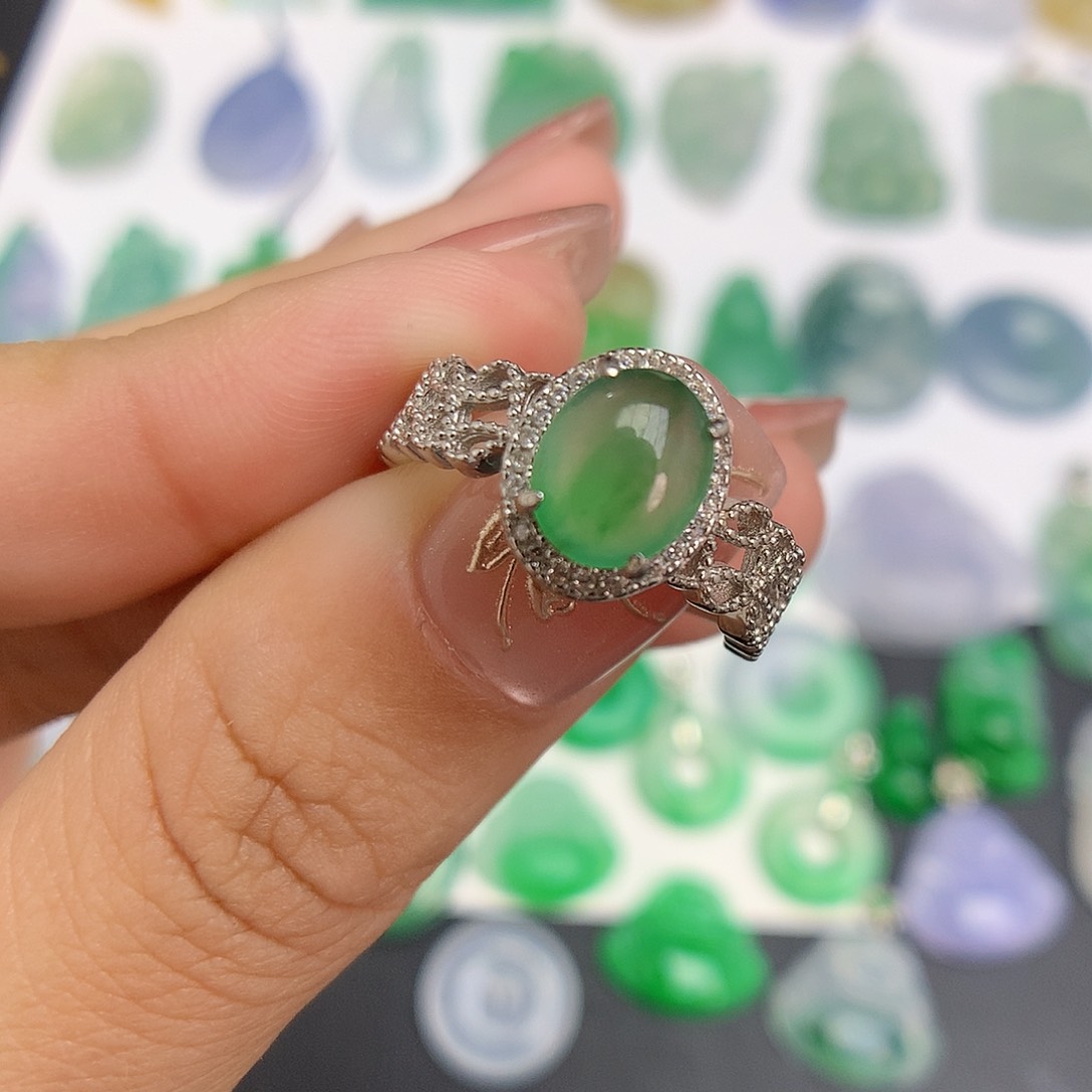 翡翠银S925镶嵌颈饰戒指