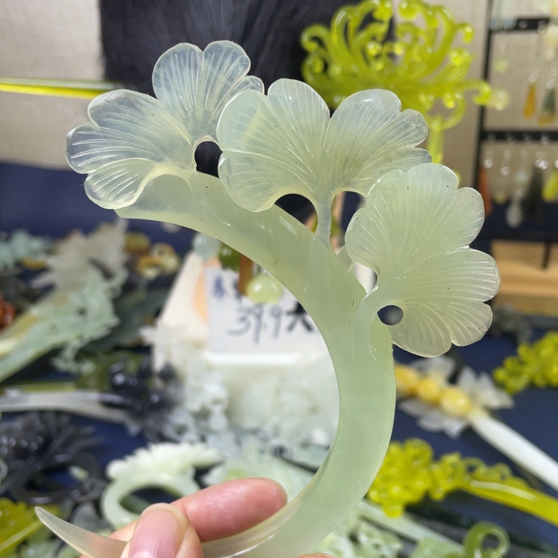 蛇纹石玉未镶嵌发饰