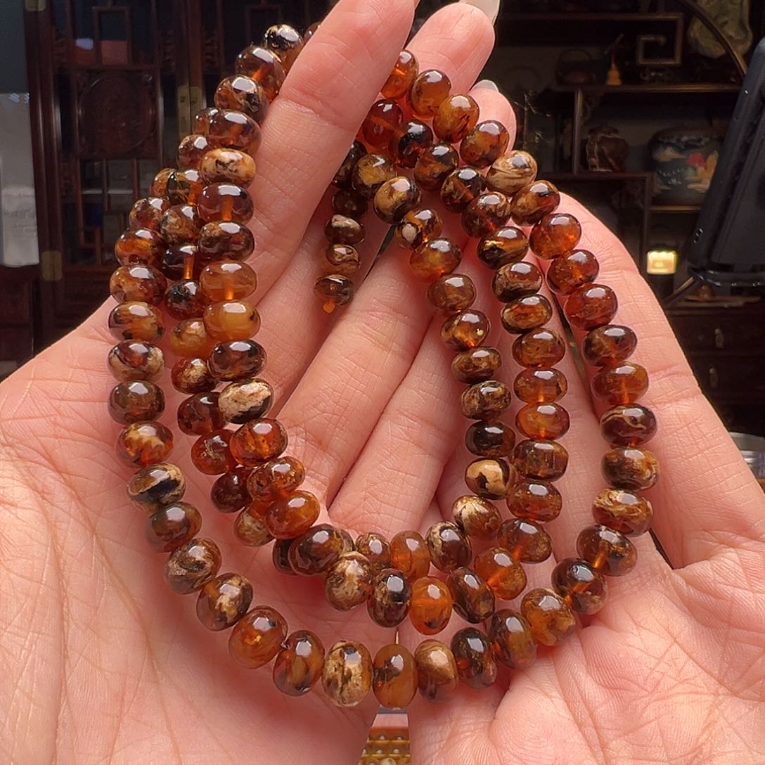 琥珀裸石未镶嵌抚顺琥珀20449。8mm