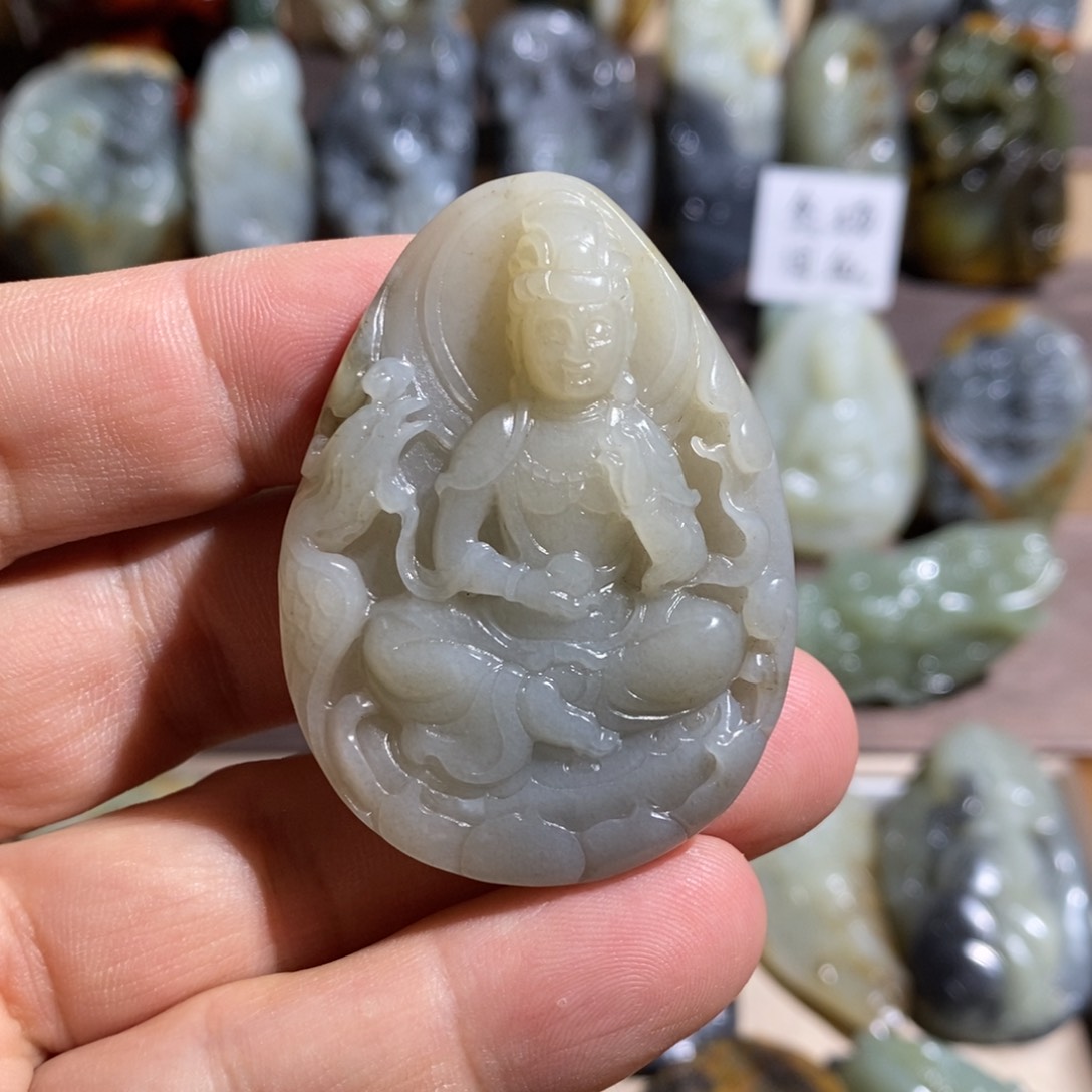 和田玉把件未镶嵌无*人