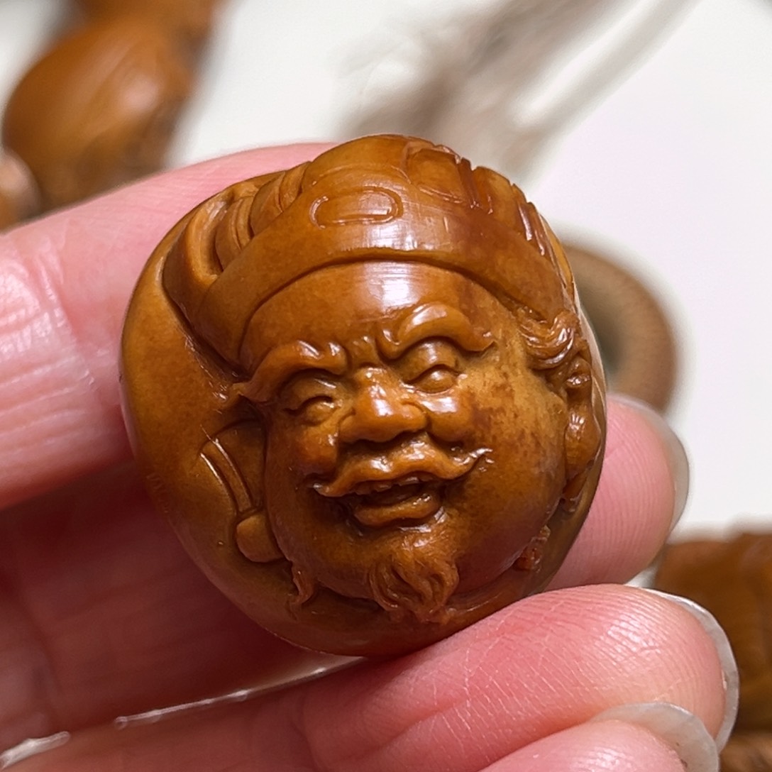 橄榄核吊坠财神➕狮子2.6尺寸
