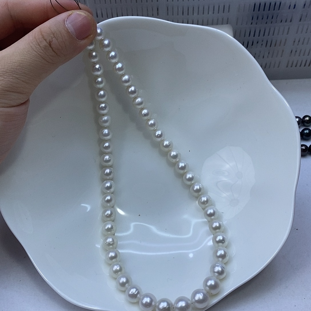 颈饰海水珍珠未镶嵌