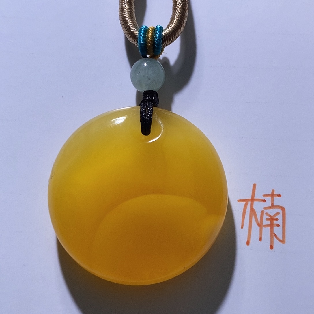 未镶嵌琥珀珠宝奇石