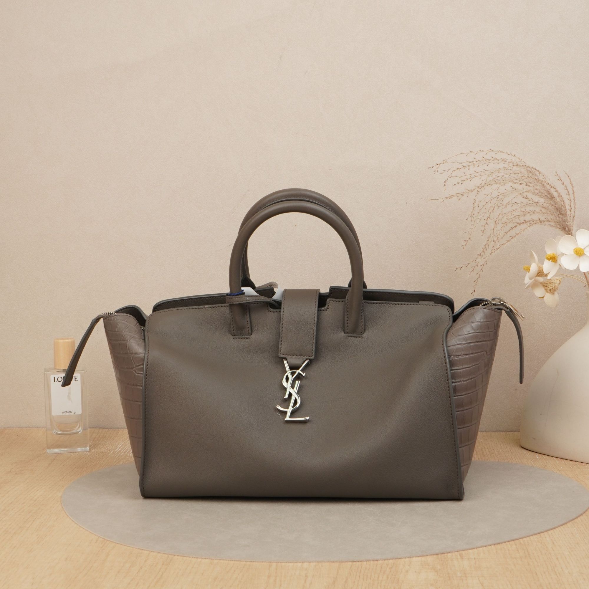 95新 YSL/圣罗兰 圣罗兰手提包鳄鱼压纹灰色牛皮/DS044860