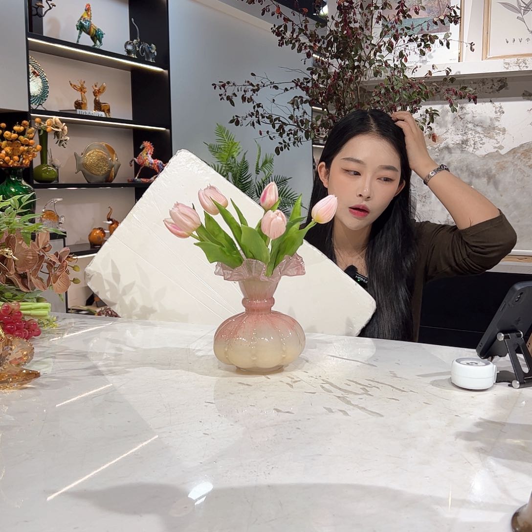 中古法式粉色芬顿花瓶（不含花