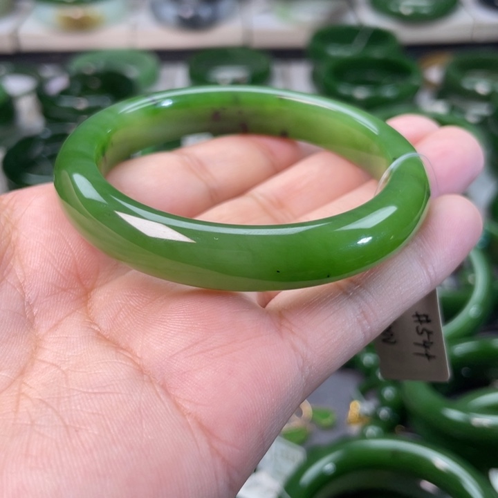 和田玉（碧玉）手镯未镶嵌