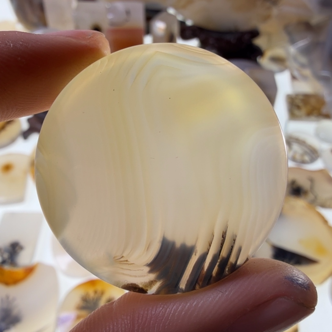 玛瑙/玉髓未镶嵌珠宝半成品