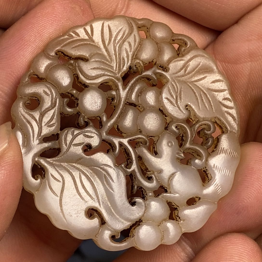 颈饰未镶嵌和田玉木**木