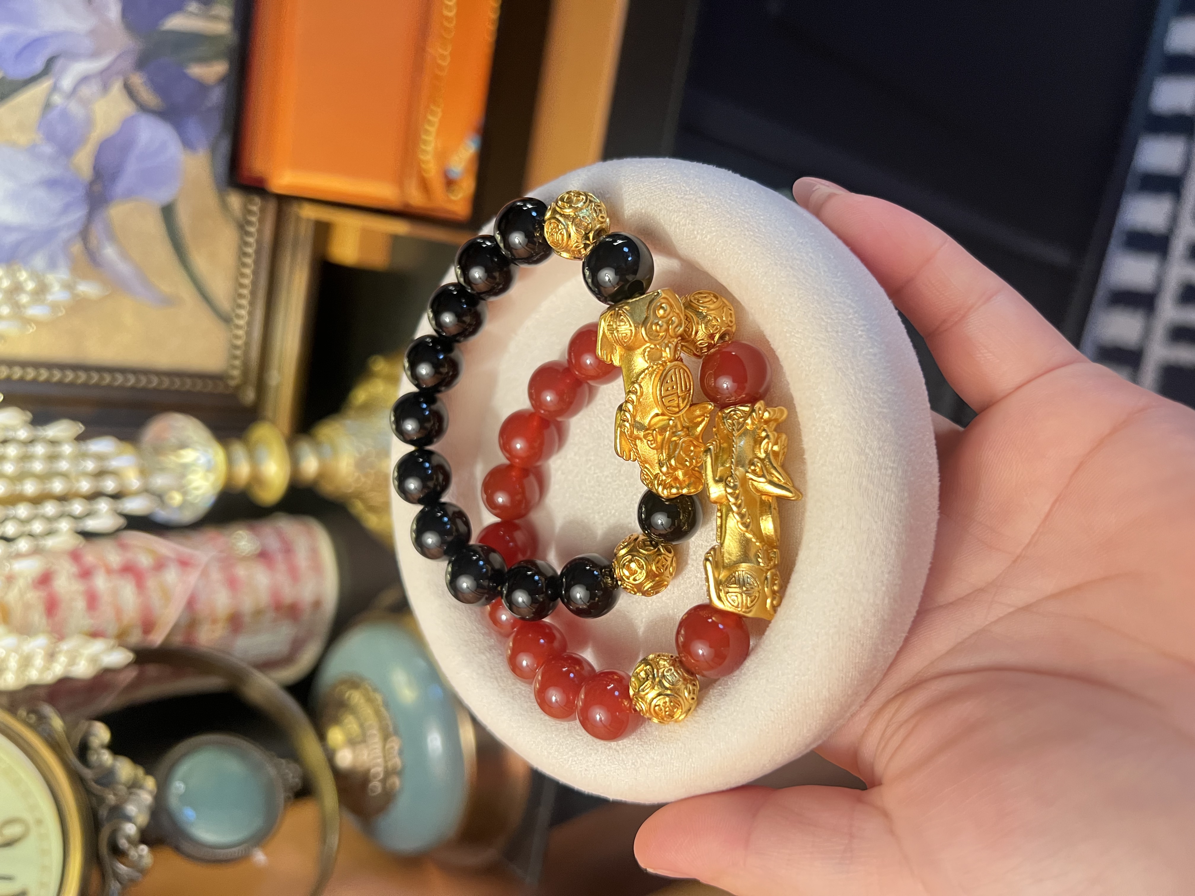 铜合金琉璃手链 新中式国风黑色金色手工气质素款吞金兽手链