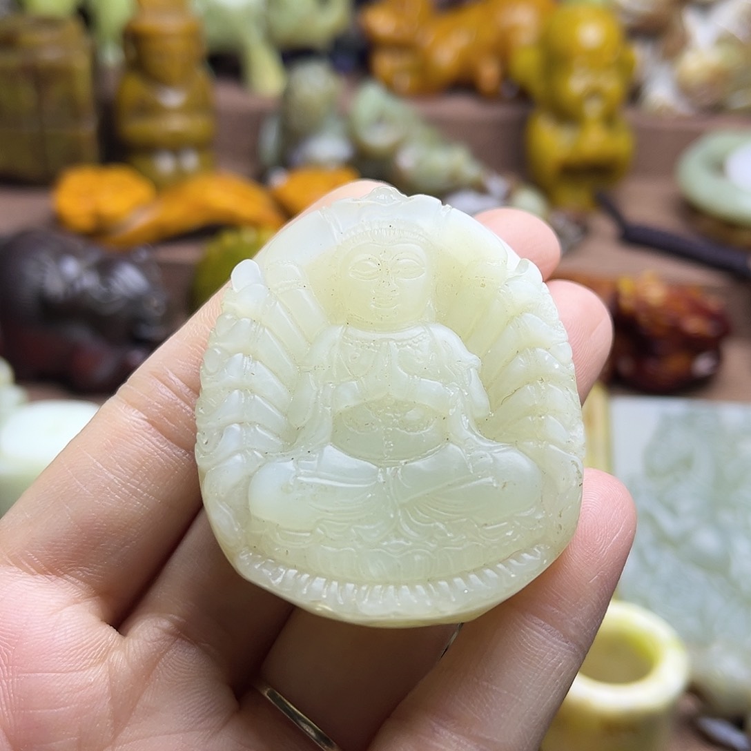 白玉菩提吊坠13。。