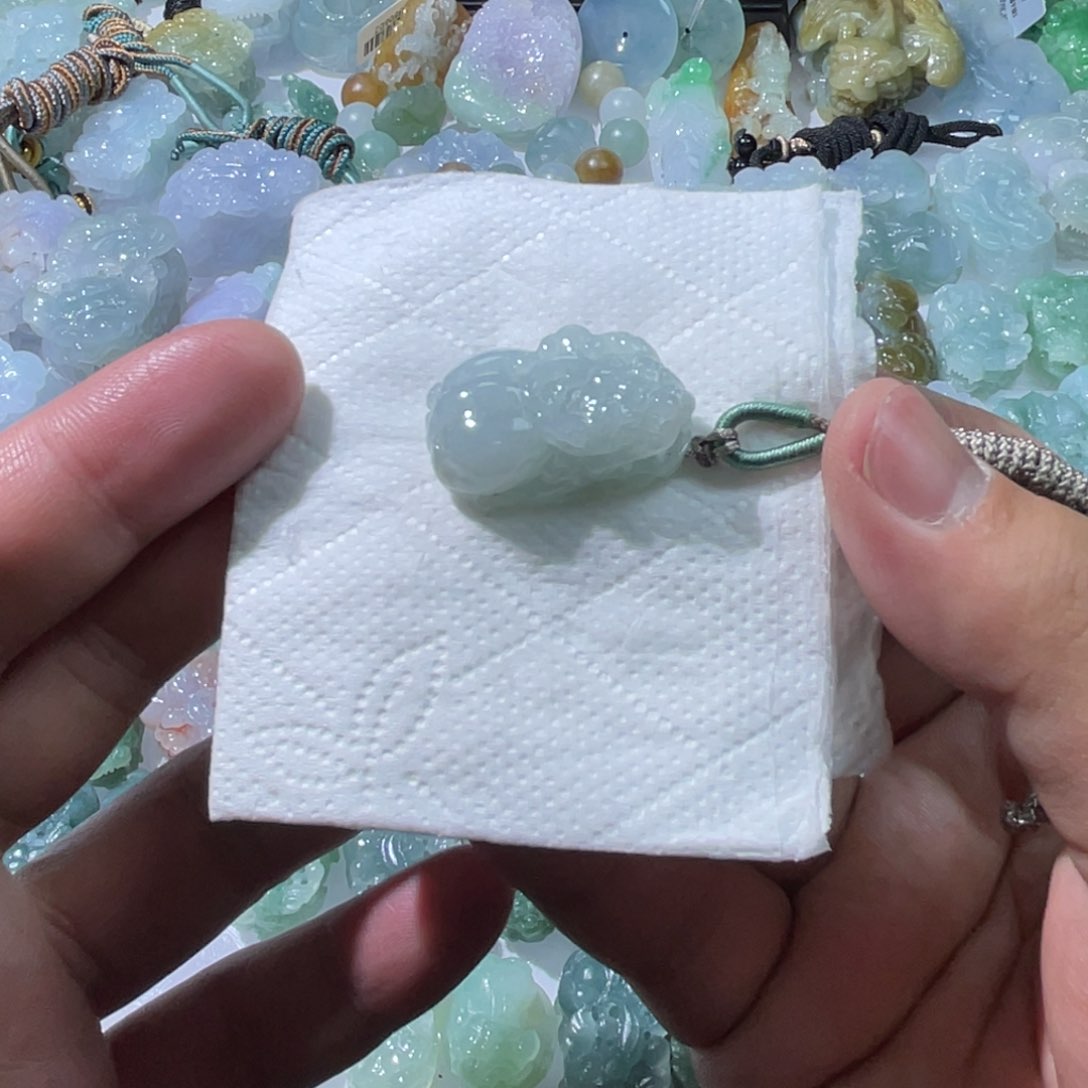 翡翠未镶嵌颈饰天然