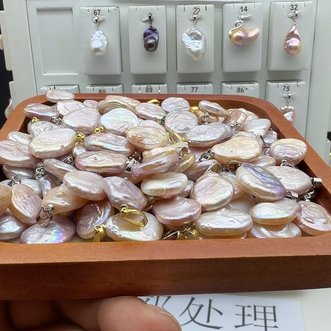 淡水珍珠颈饰合金