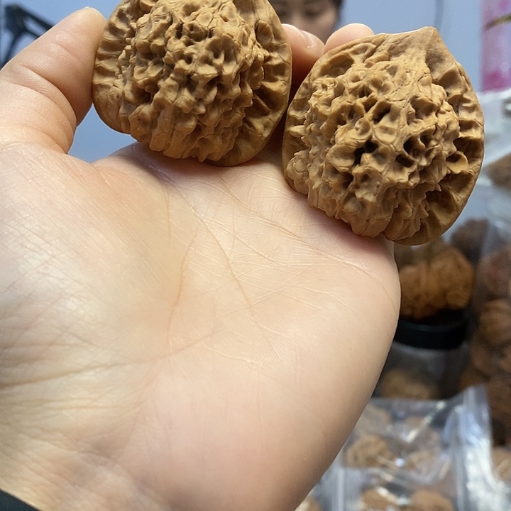 文玩核桃把件47官帽老树