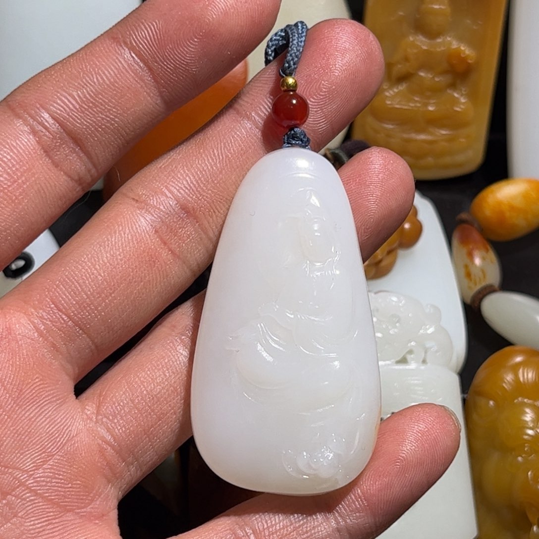 和田玉挂件未镶嵌