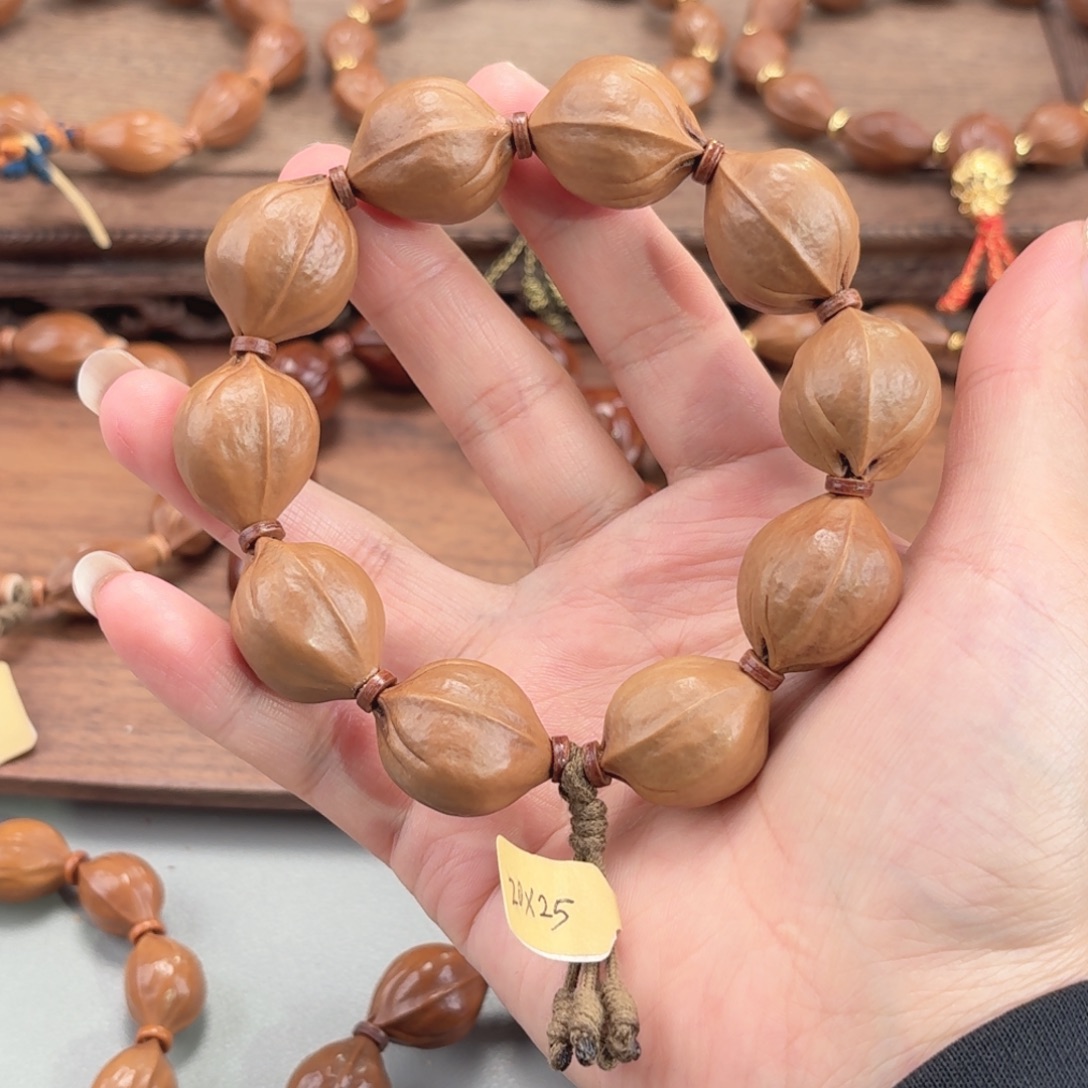 淡***&吊坠橄榄核三花鲨鱼背