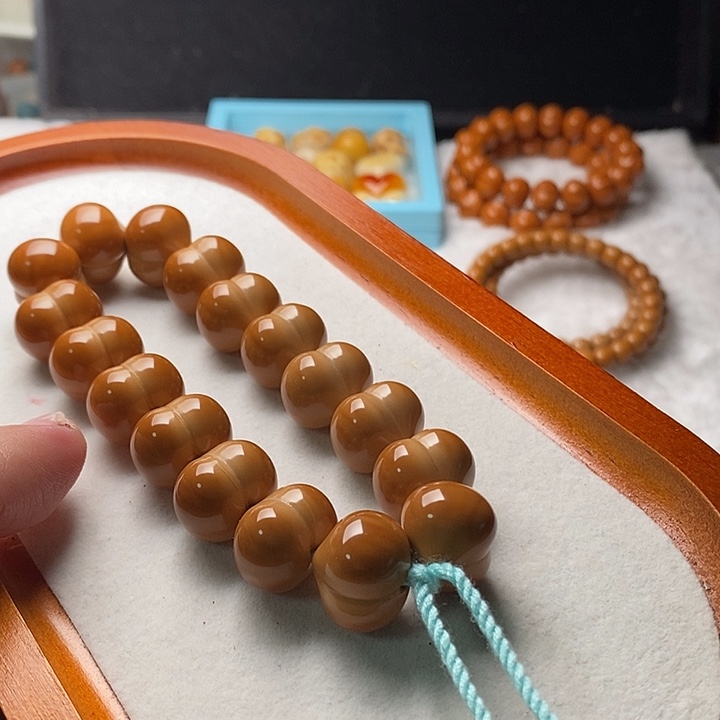 有***空猴头核桃吊坠猴头