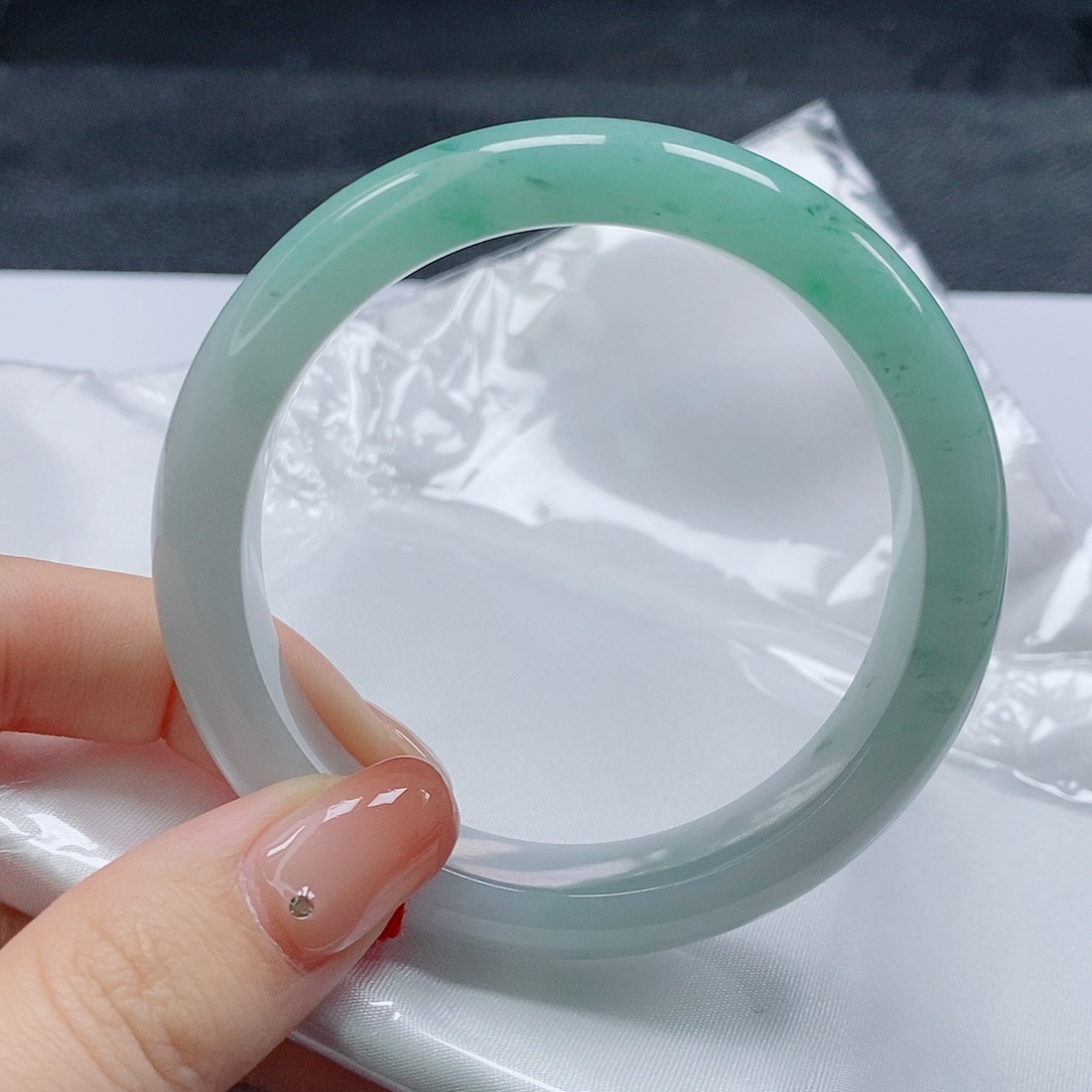 【闪购商品】未镶嵌手镯翡翠425号