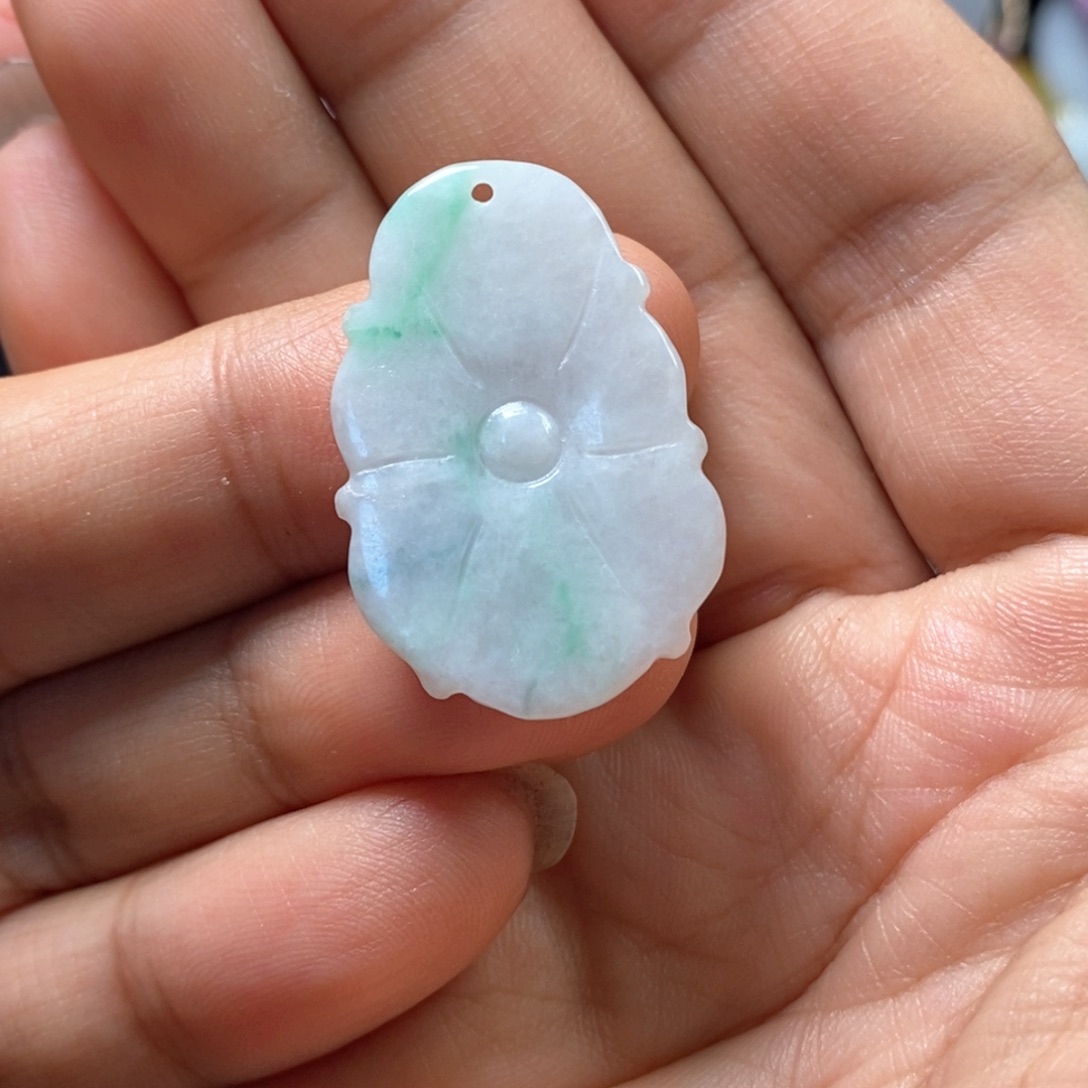 翡翠吊坠(不含链)未镶嵌缅甸翡翠A货白底青荷叶