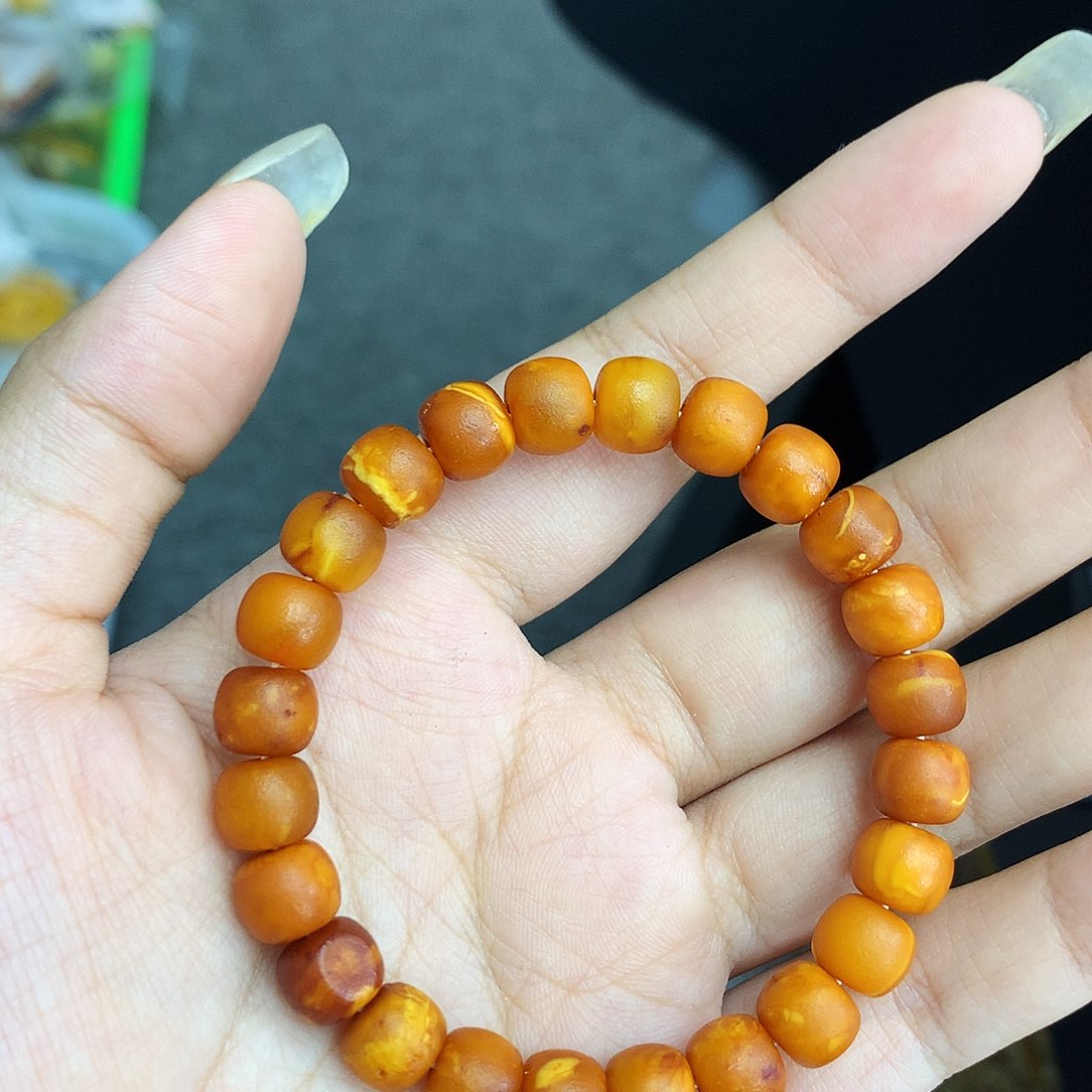 未镶嵌琥珀珠宝奇石