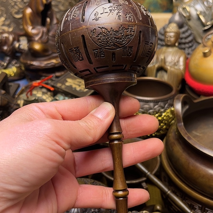 精美铜器批发档口