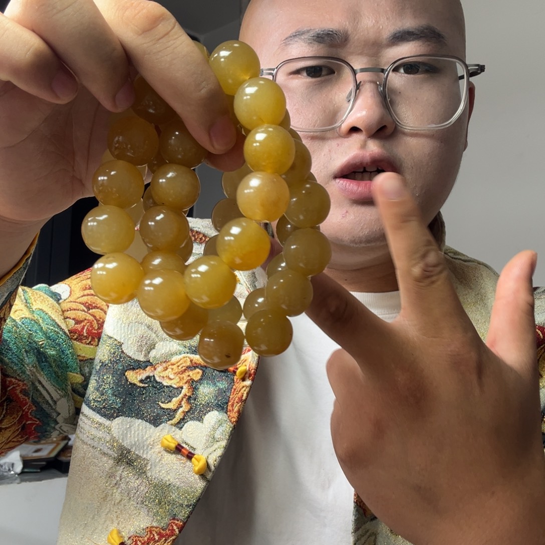 未镶嵌石英质玉（黄龙玉）多样性发货，发其一