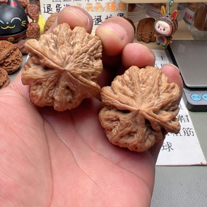 文玩核桃吊坠45尺全品粗筋