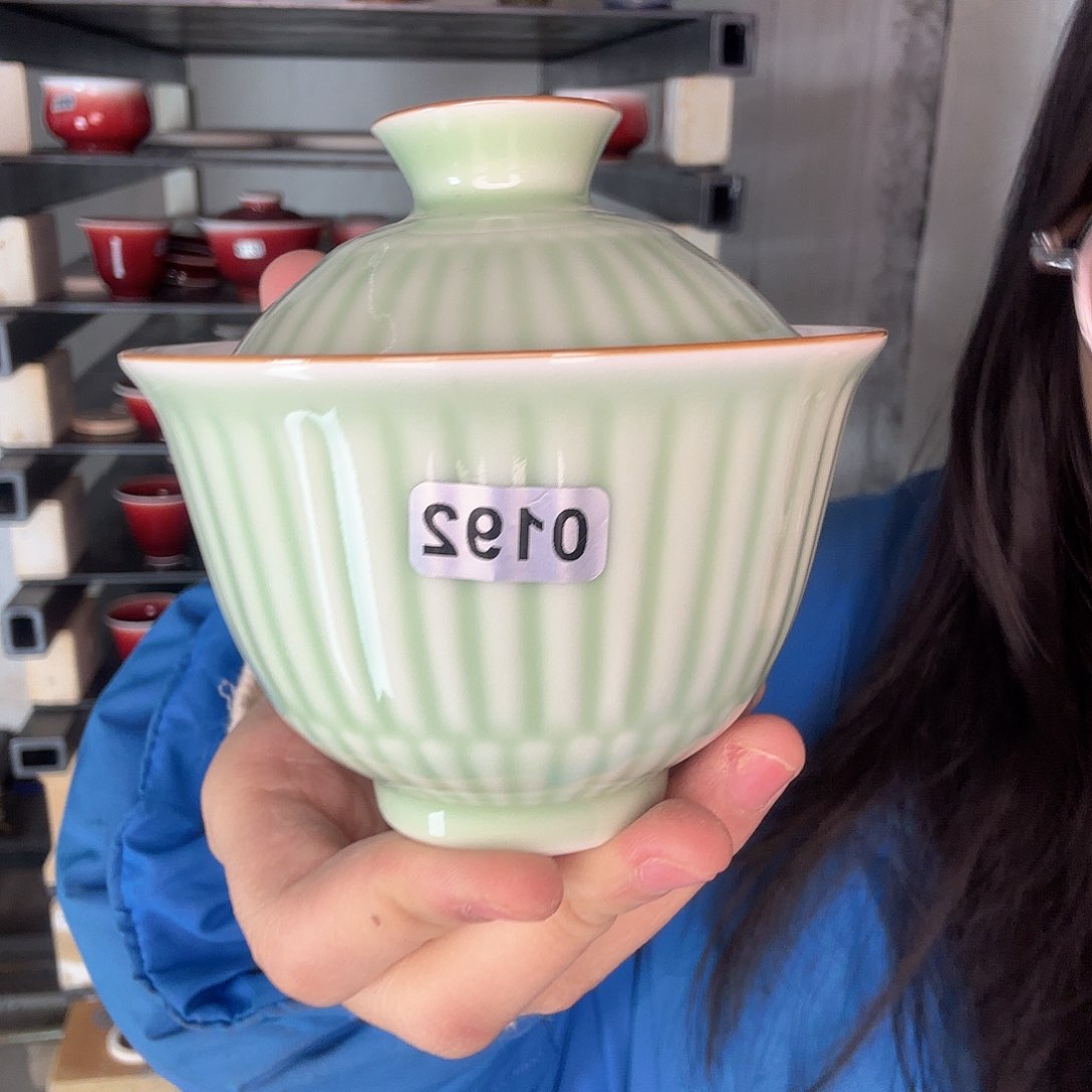 瓷片景德镇郎红陶瓷