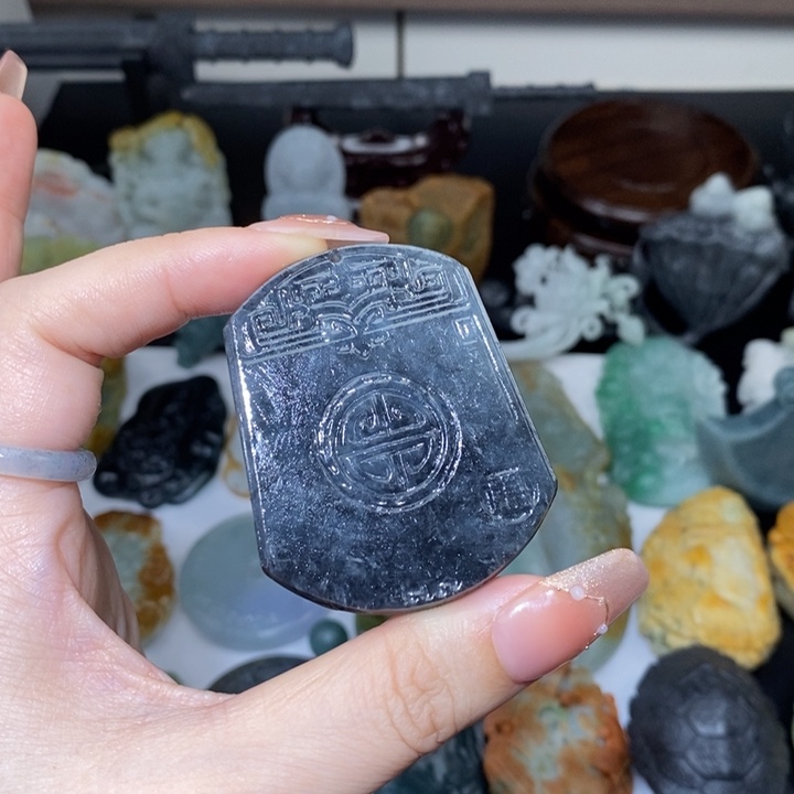 定制翡翠未镶嵌翡翠