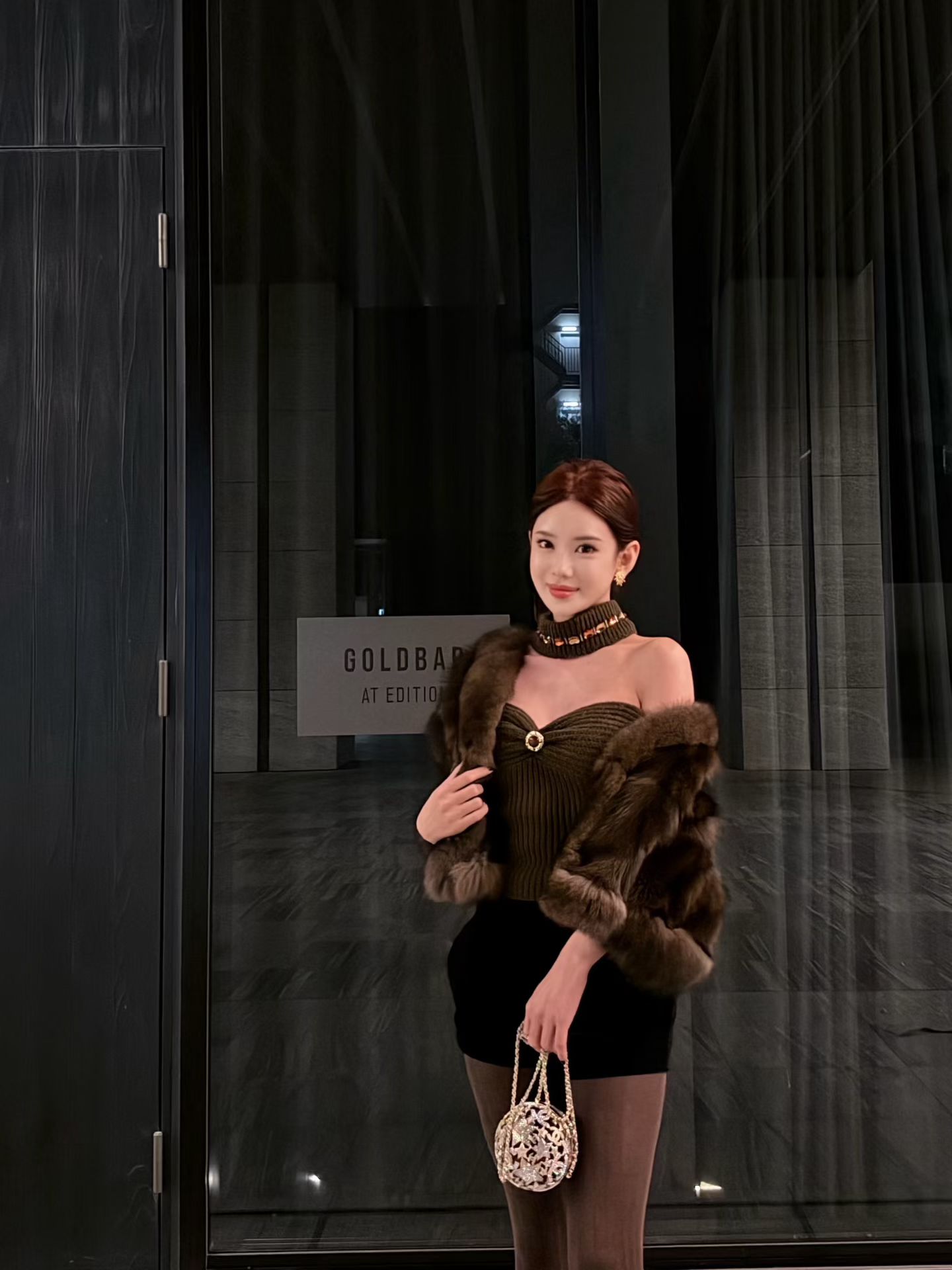 Lovemomo·墨绿彩钻围脖气质短款抹胸