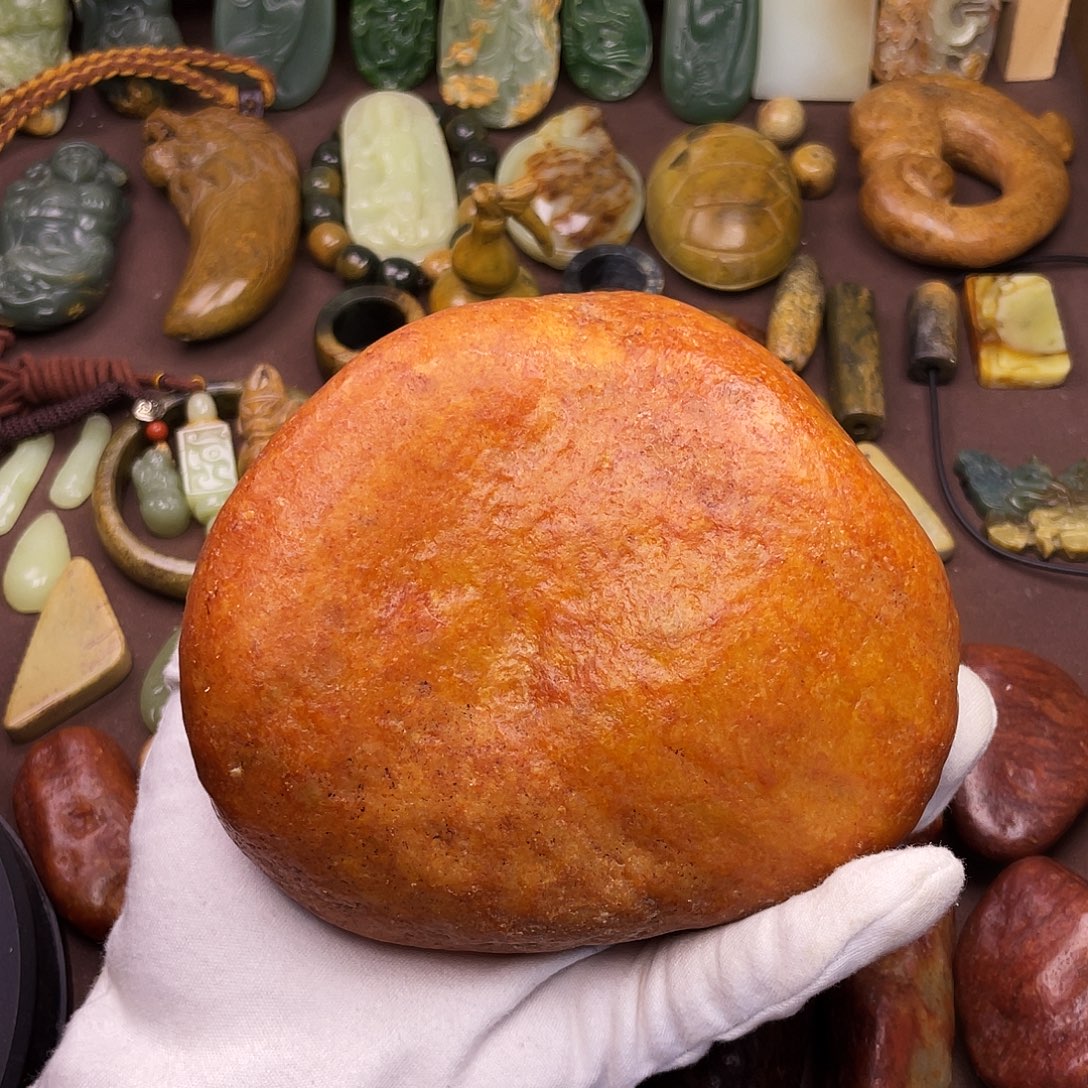 岫岩河磨玉（透闪石质玉）未镶嵌颈饰