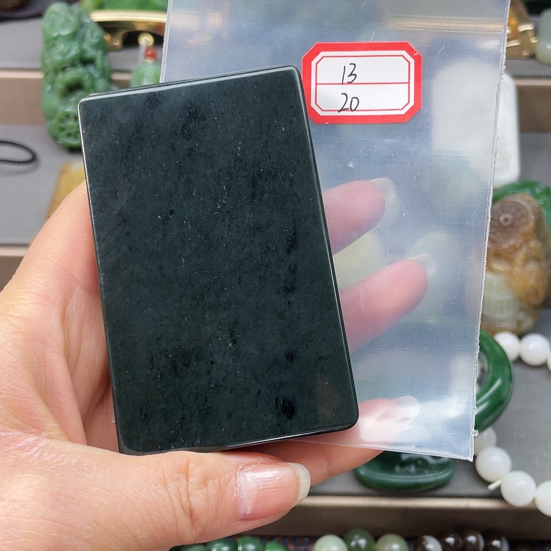 未镶嵌和田玉挂件