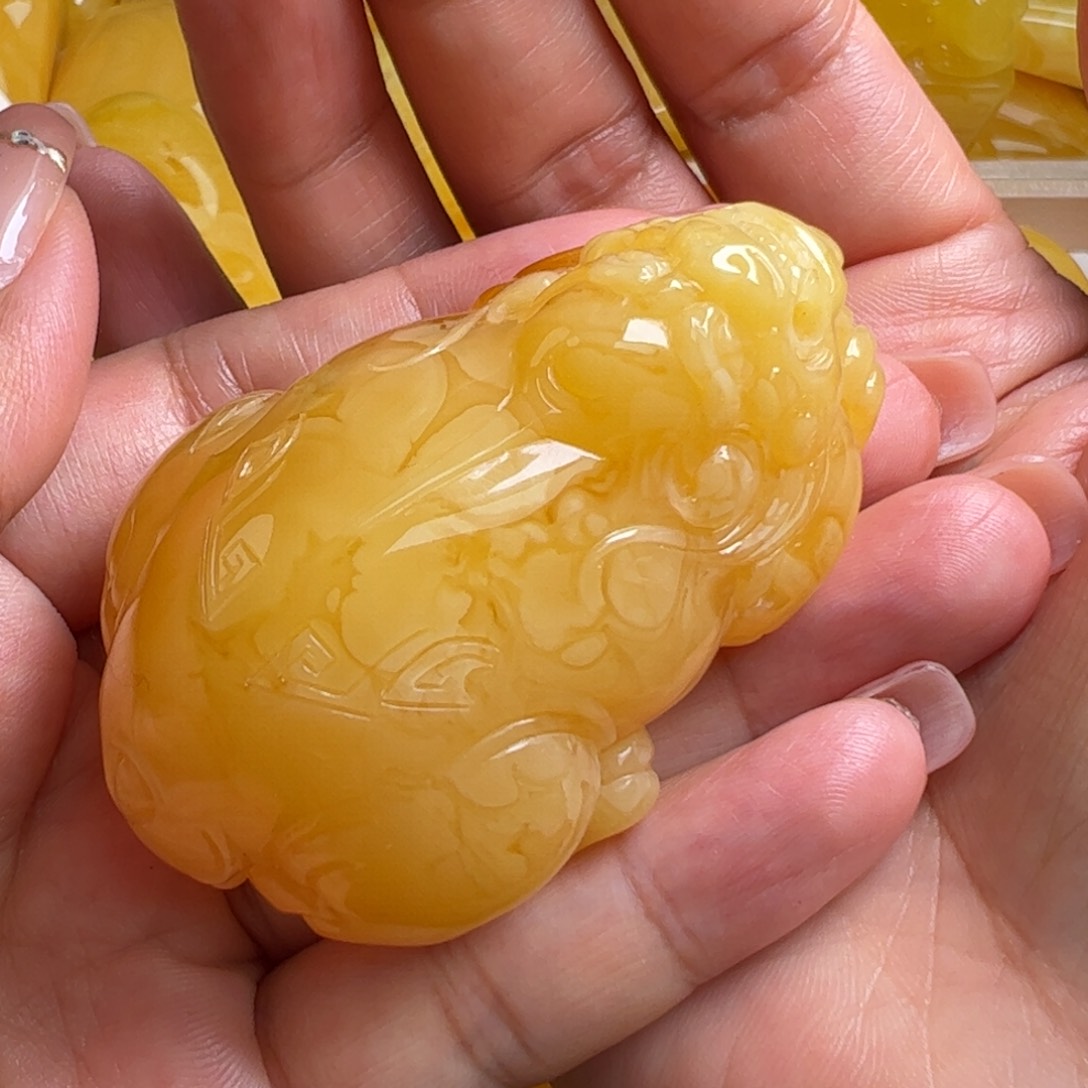 蜜蜡吊坠(不含链)未镶嵌无优化