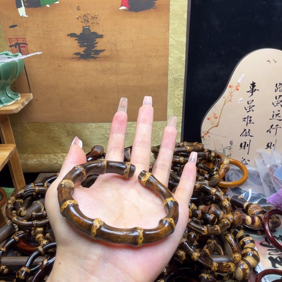 拾***伍木质非金属藤镯子